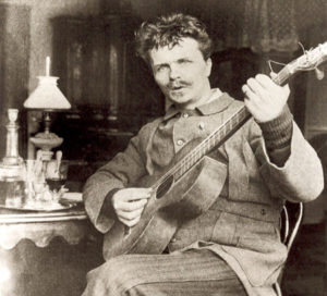 Strindberg ville kunna allt, spela gitarr, måla, skriva artiklar, romaner, pjäser – till och med naturvetenskapliga experiment.